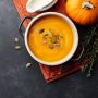 Согревающий тыквенный суп: идеальный уютный рецепт для осенней погоды