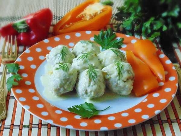 Немецкие клопсы: вкусное и сытное блюдо в пикантном соусе