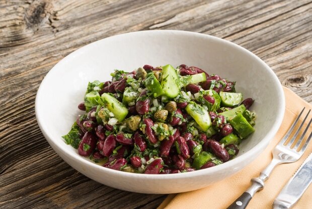 Салат с фасолью для дачного настроения в любое время года