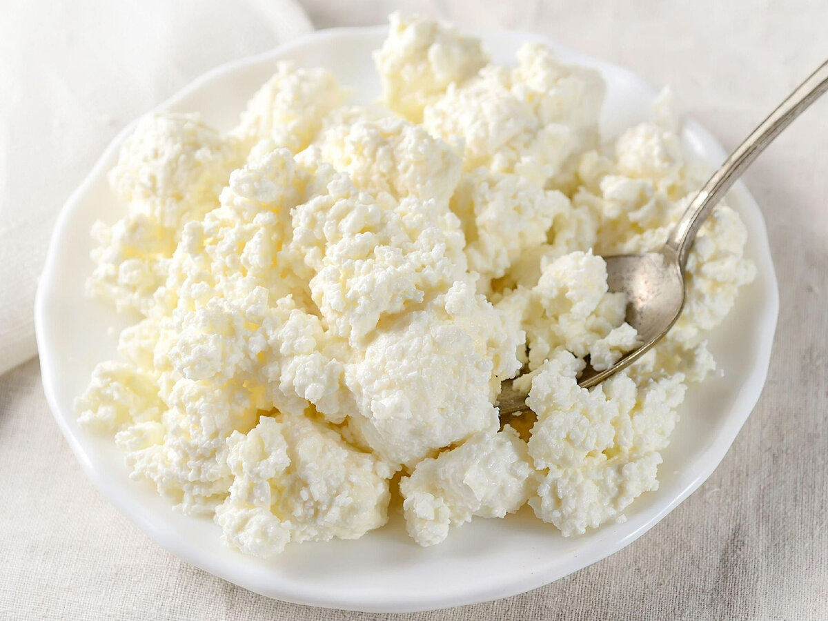 Творог для пожилых: секреты здоровья и осторожности