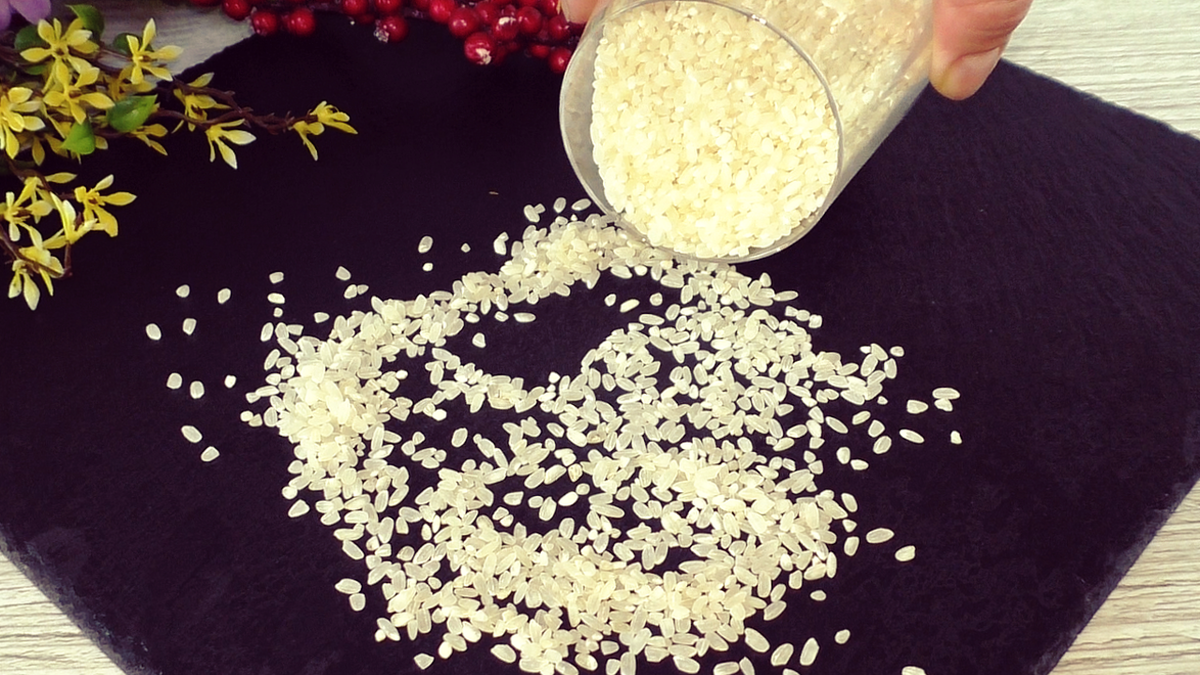 Как приготовить рассыпчатый рис из "поломанных" зёрнышек: простой и вкусный рецепт