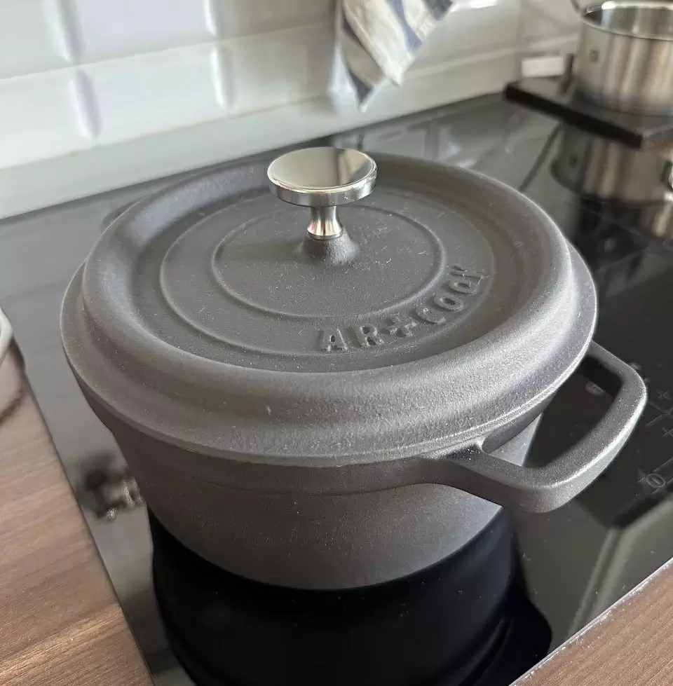 Зачем добавлять кусочек железа в еду? Мифы о кастрюлях и уровень ферритина