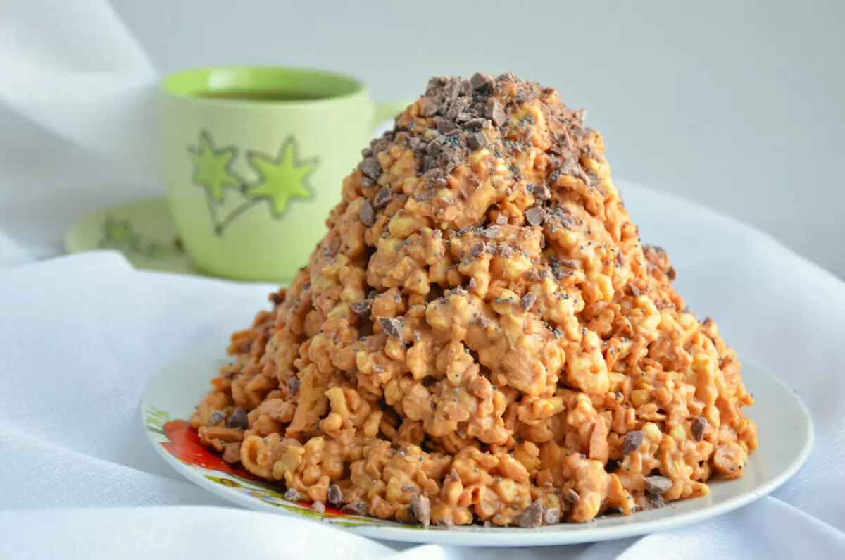 Торт Муравейник: Ностальгическая классика с современным взглядом