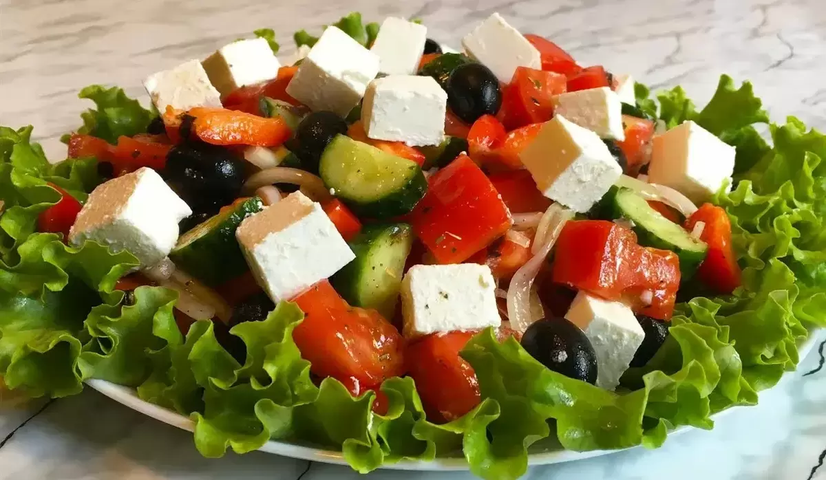 Невероятный греческий салат: уникальное сочетание вкусов и свежести