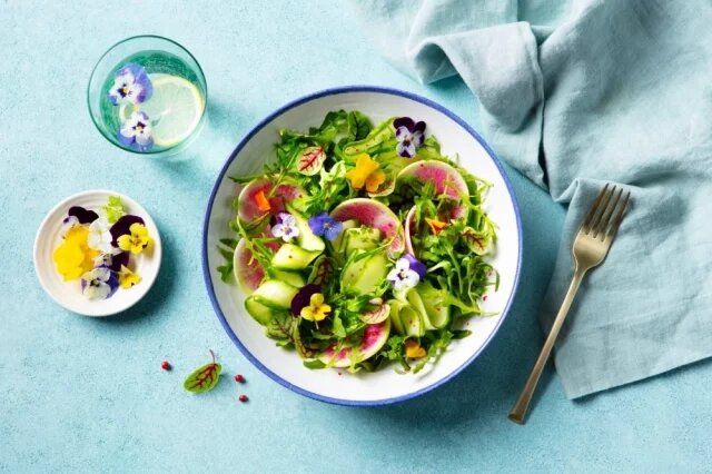 Весенние салаты для поста: пять простых и вкусных рецептов