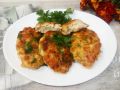 Котлеты из куриного филе с манкой и жареным луком