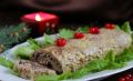Восхитительный свиной рулет с черносливом и орехами для вашего стола